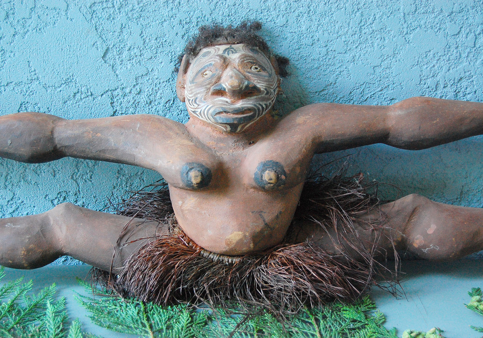 Papua New Guinea Fertility Female Figure from Red Cross Worker - Image 2