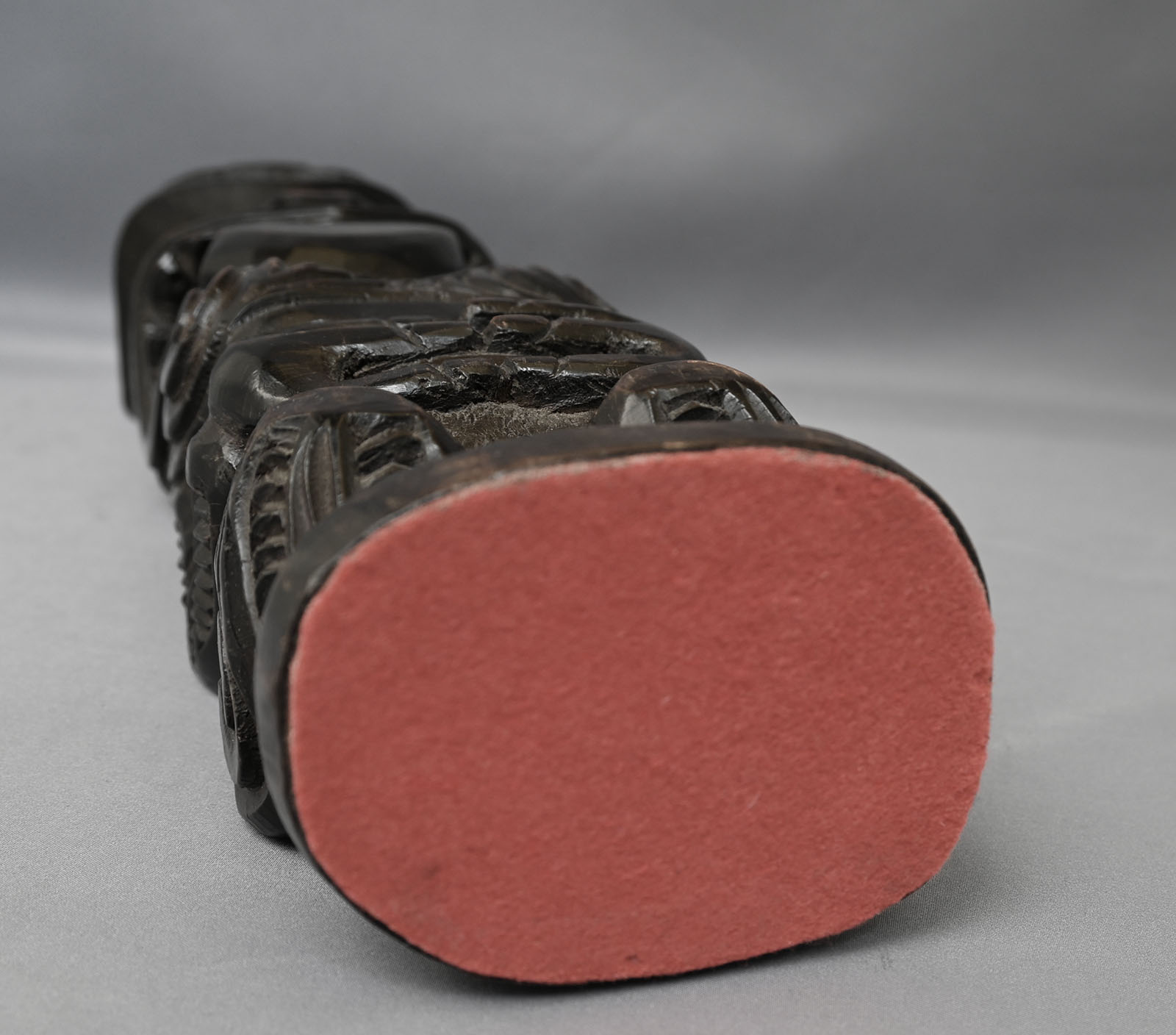 Māori Tiki Tongue Wagging Statue Totem - Image 11